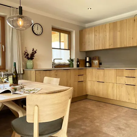 Holzerjuwel By Interhome דירה