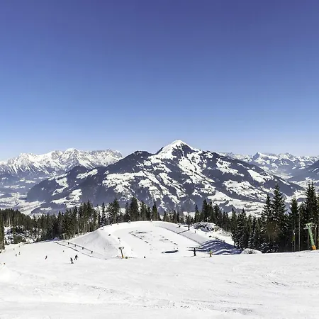 Holzerjuwel By Interhome * אובראו