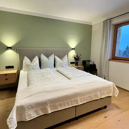 Holzerjuwel By Interhome