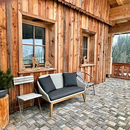 Holzerjuwel By Interhome * אובראו