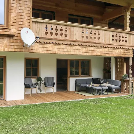 דירה Holzerjuwel By Interhome